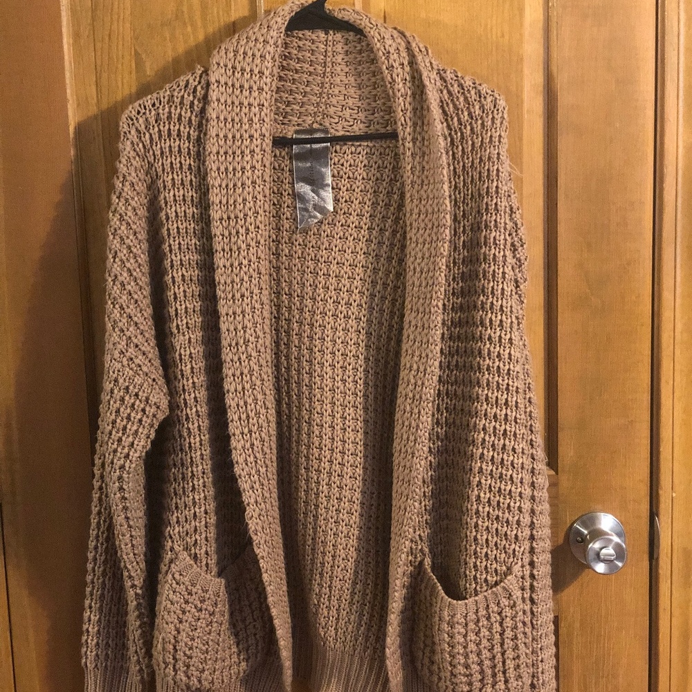 SOLD-Brown/Tan Open Sweater with pockets
